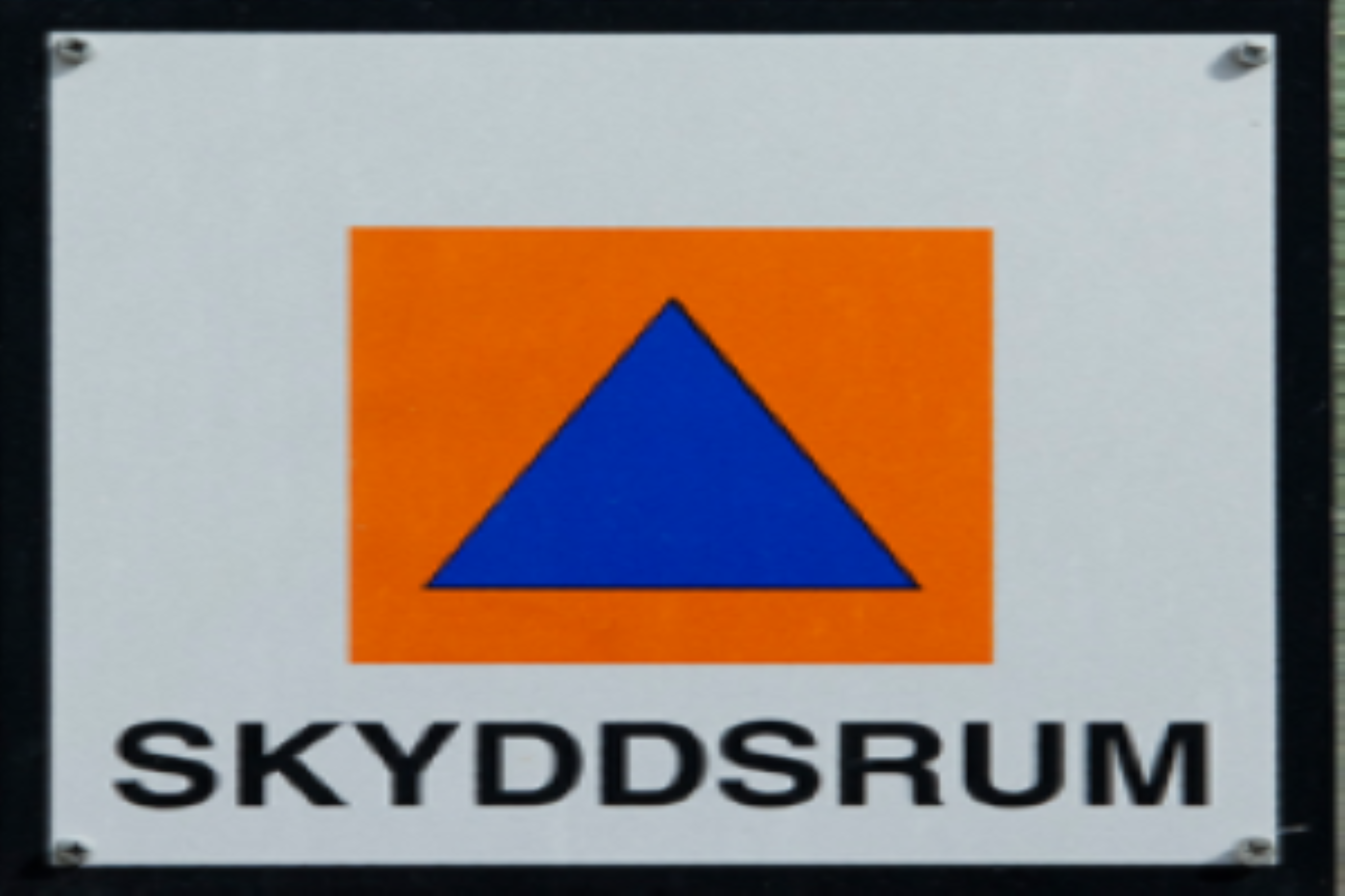 Om skyddsrum saknas: Så kan du skapa egen krisplan